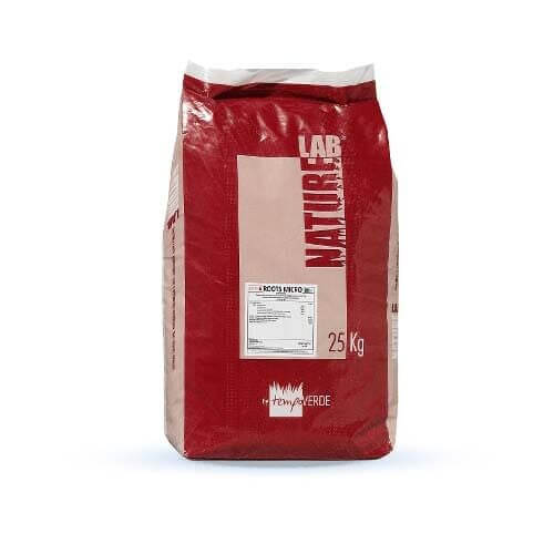 NatureLab Roots Micro 11-15-15 favorisce una buona colorazione del tappeto erboso